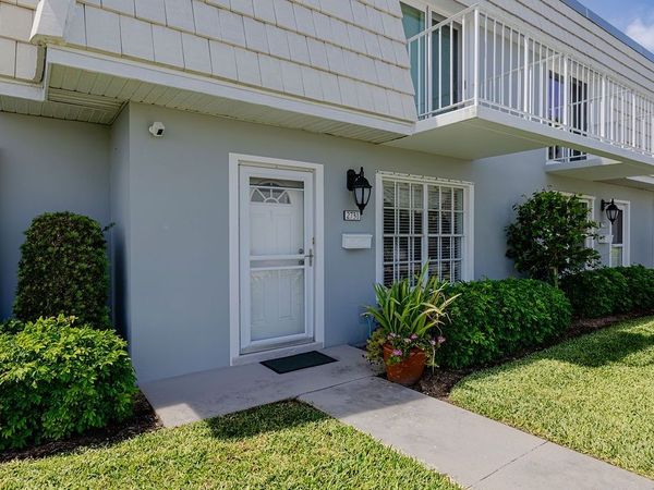 2731 Ocean Drive, Unit 16A, Vero Beach, FL 32963