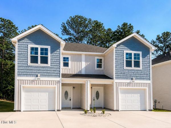 205 Holly Sands Loop, Holly Ridge, NC 28445