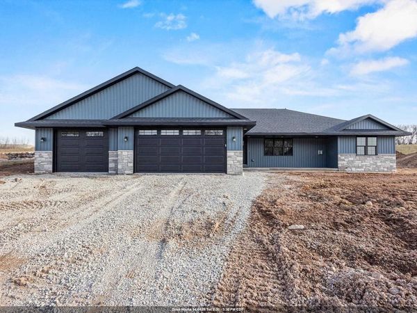 3382 LARGO RIDGE COURT, Green Bay, WI 54311