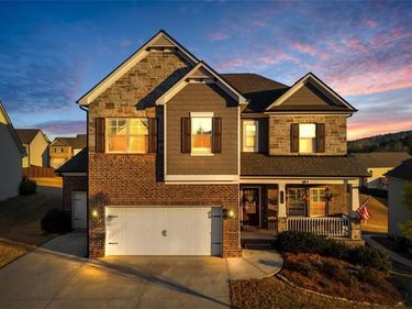 7129 Birch View Court, Flowery Branch, GA 30542