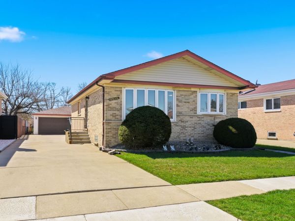 3820 Emerson Drive, Schiller Park, IL 60176