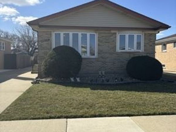 3820 Emerson Drive, Schiller Park, IL 60176