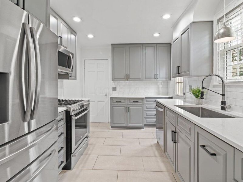 243 N Stanwood Road , Bexley, OH 43209 Photo 10