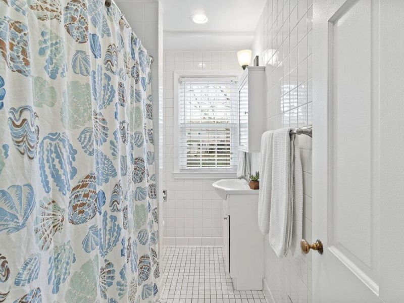 243 N Stanwood Road , Bexley, OH 43209 Photo 18