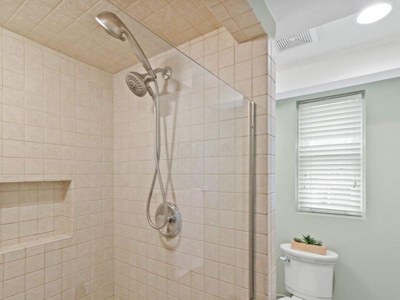 243 N Stanwood Road , Bexley, OH 43209 Photo 26