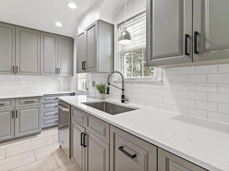 243 N Stanwood Road , Bexley, OH 43209 Photo 9