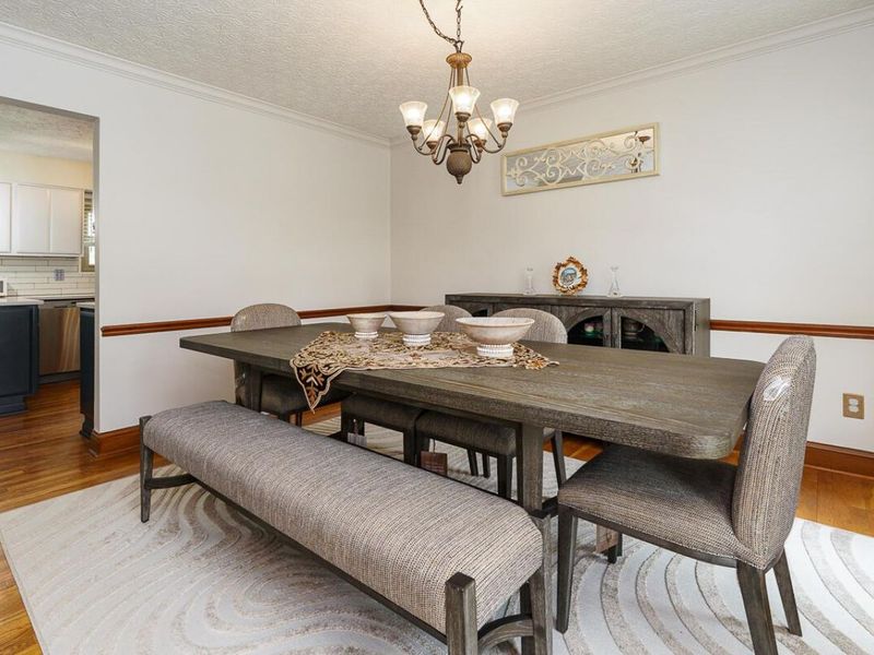 453 Whitson Drive, Columbus, OH 43230 Photo 10