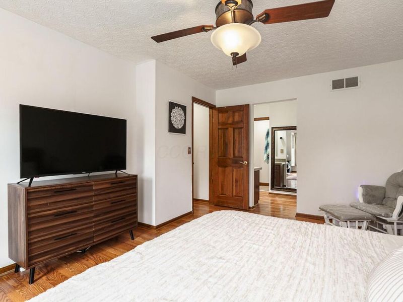 453 Whitson Drive, Columbus, OH 43230 Photo 19