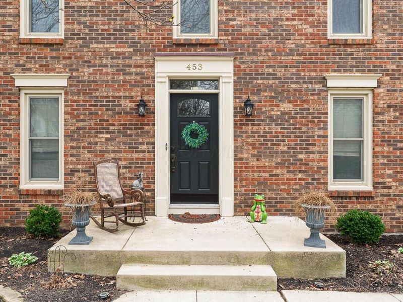 453 Whitson Drive, Columbus, OH 43230 Photo 3