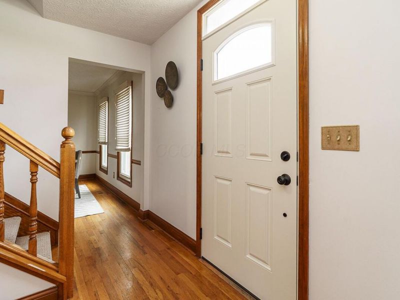 453 Whitson Drive, Columbus, OH 43230 Photo 4