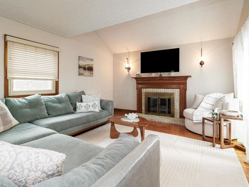 453 Whitson Drive, Columbus, OH 43230 Photo 7