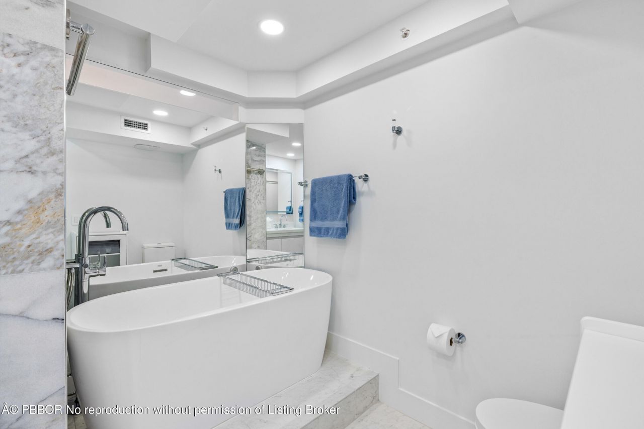 400 N Flagler Drive, Unit 2003, West Palm Beach, FL 33401 Photo