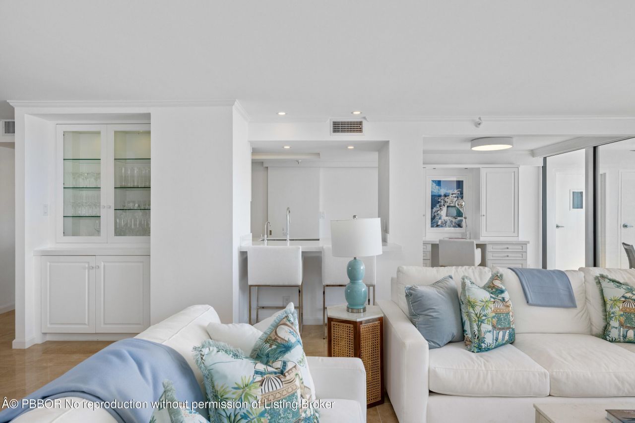 400 N Flagler Drive, Unit 2004, West Palm Beach, FL 33401 Photo