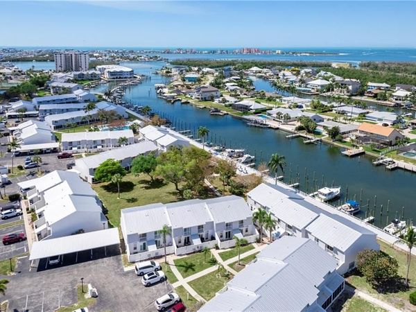 18034 San Carlos BLVD , Unit 103, FORT MYERS BEACH, FL 33931