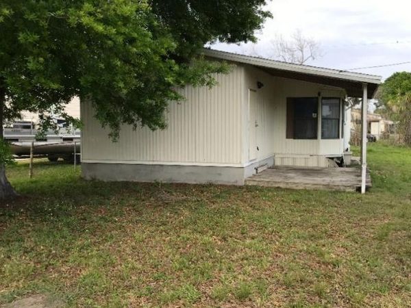 1095 Casey Lane, Okeechobee, FL 34974