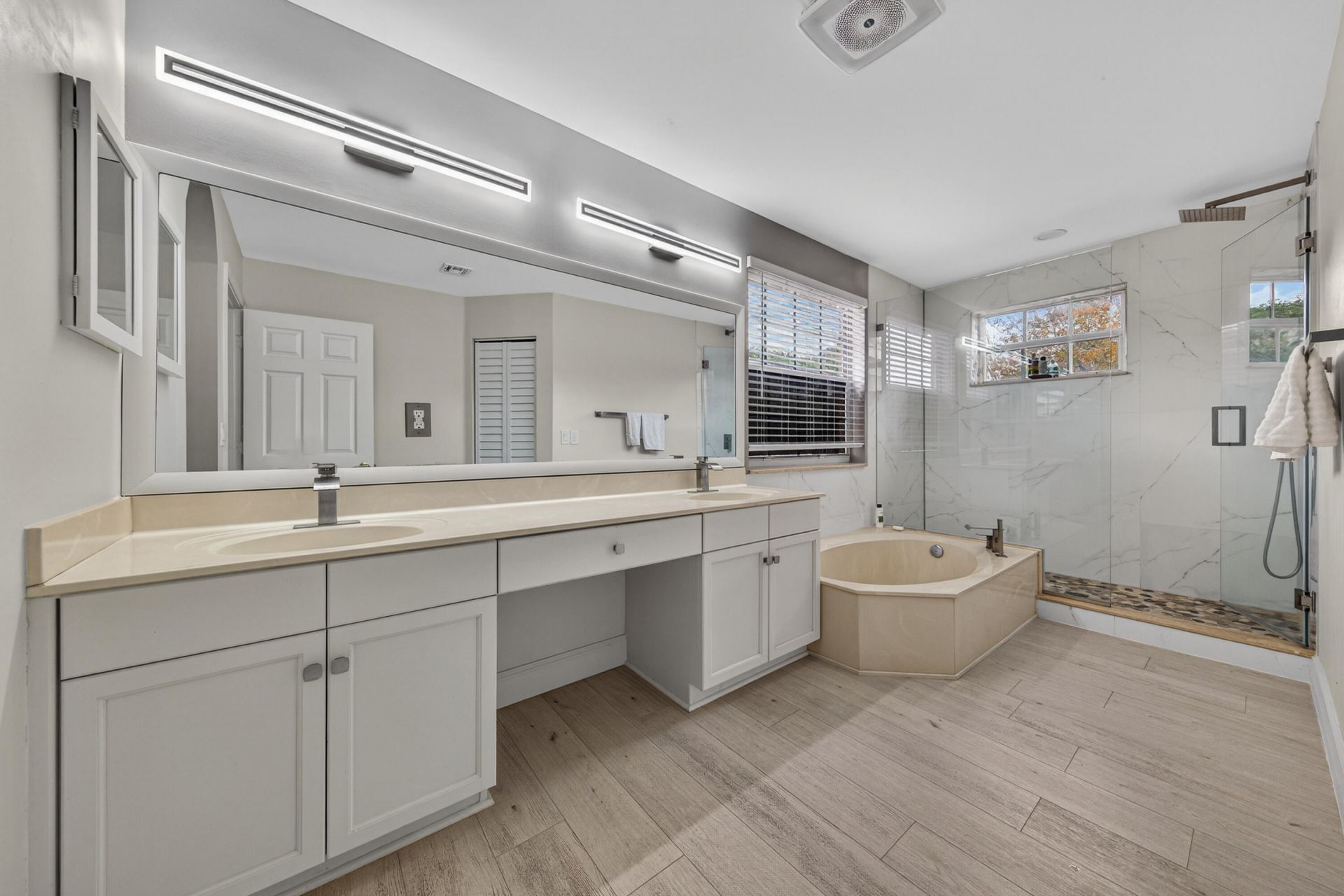 2078 Reston Circle, Royal Palm Beach, FL 33411 Photo