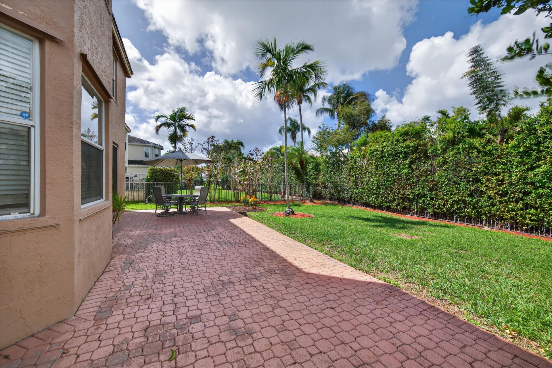 2078 Reston Circle, Royal Palm Beach, FL 33411 Photo