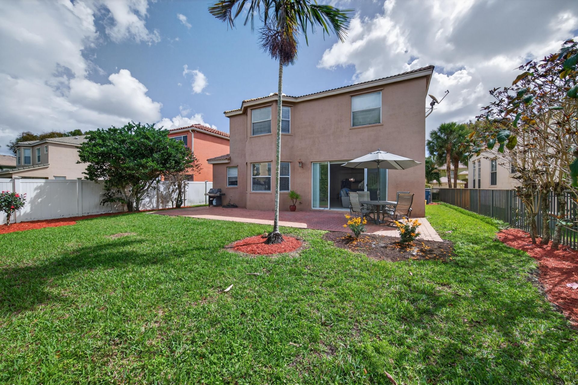 2078 Reston Circle, Royal Palm Beach, FL 33411 Photo