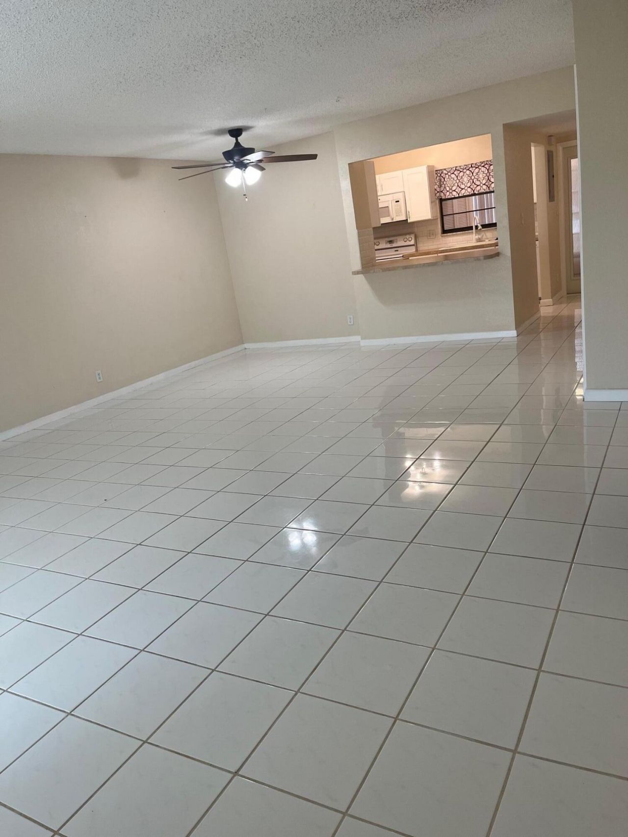 4054 N Pine Island Road, Unit 1a, Sunrise, FL 33351 Photo