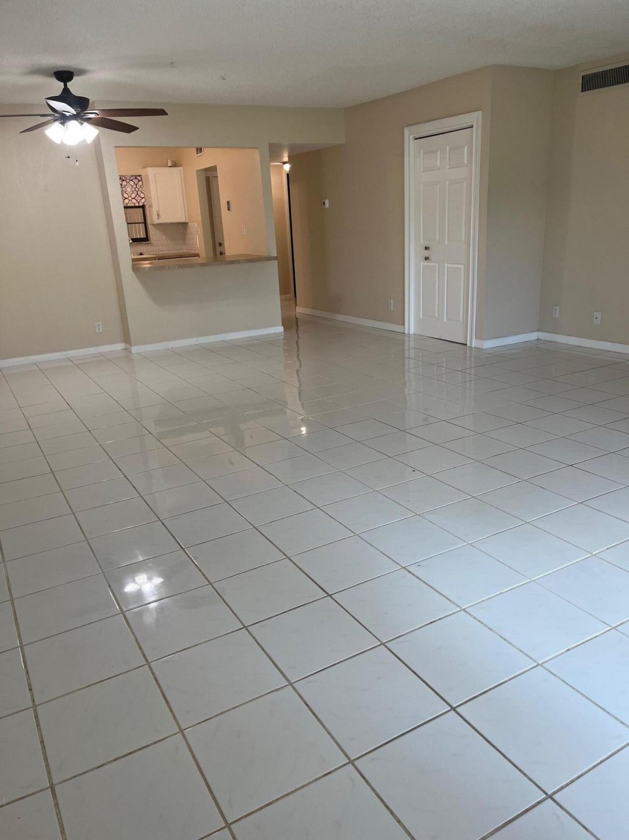 4054 N Pine Island Road, Unit 1a, Sunrise, FL 33351 Photo