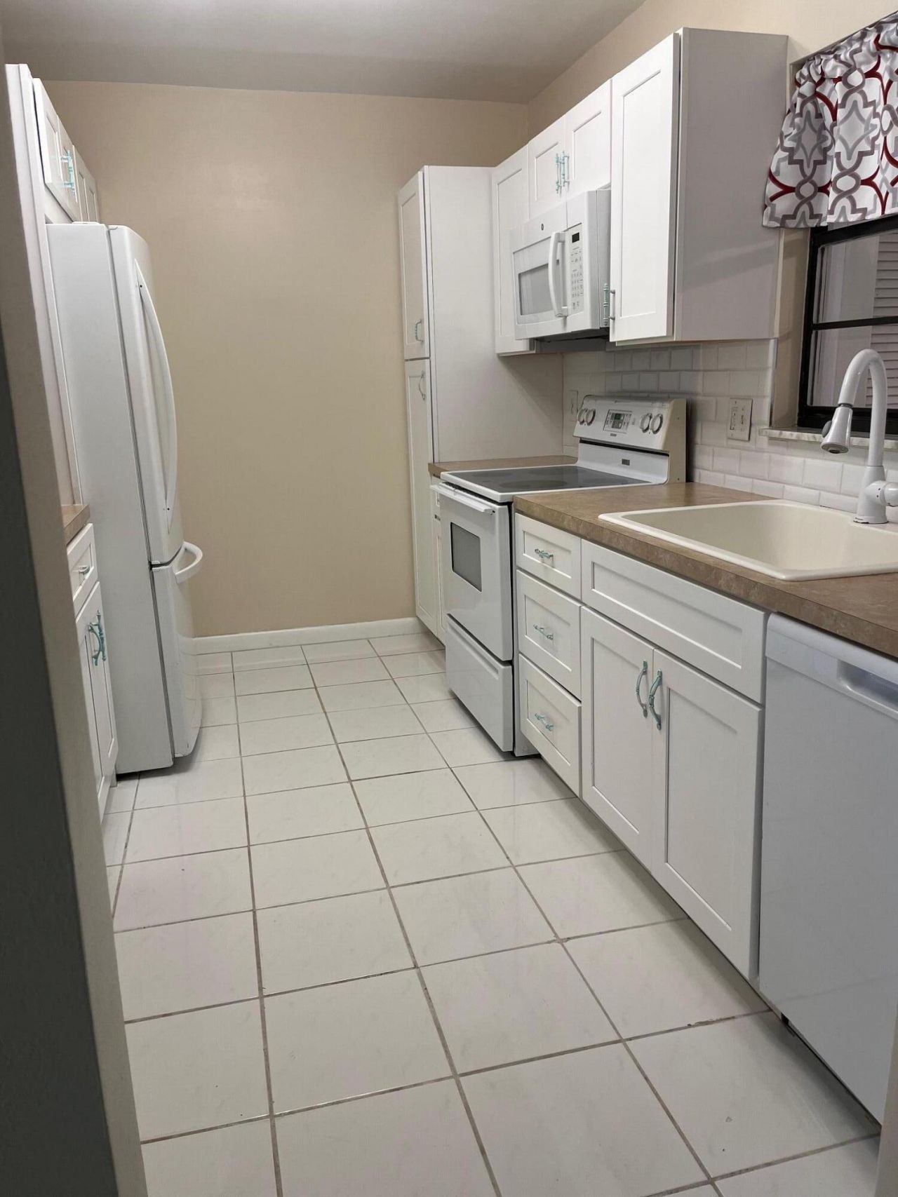 4054 N Pine Island Road, Unit 1a, Sunrise, FL 33351 Photo