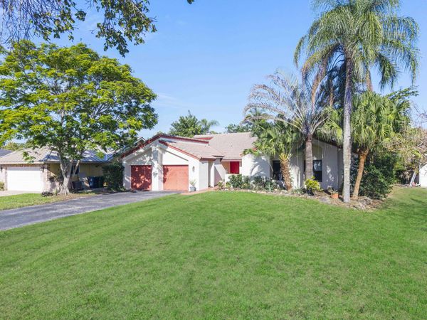 10551 NW 3rd Manor, Coral Springs, FL 33071