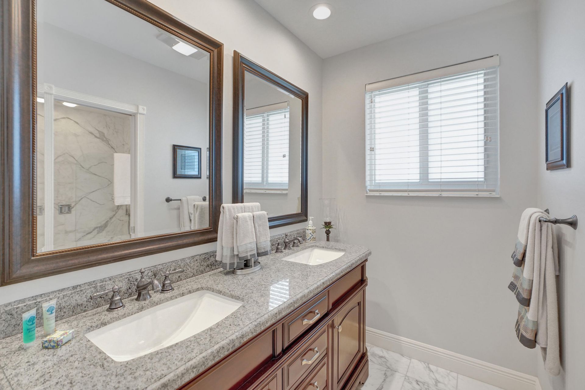 5530 Bayview Drive, Fort Lauderdale, FL 33308 Photo