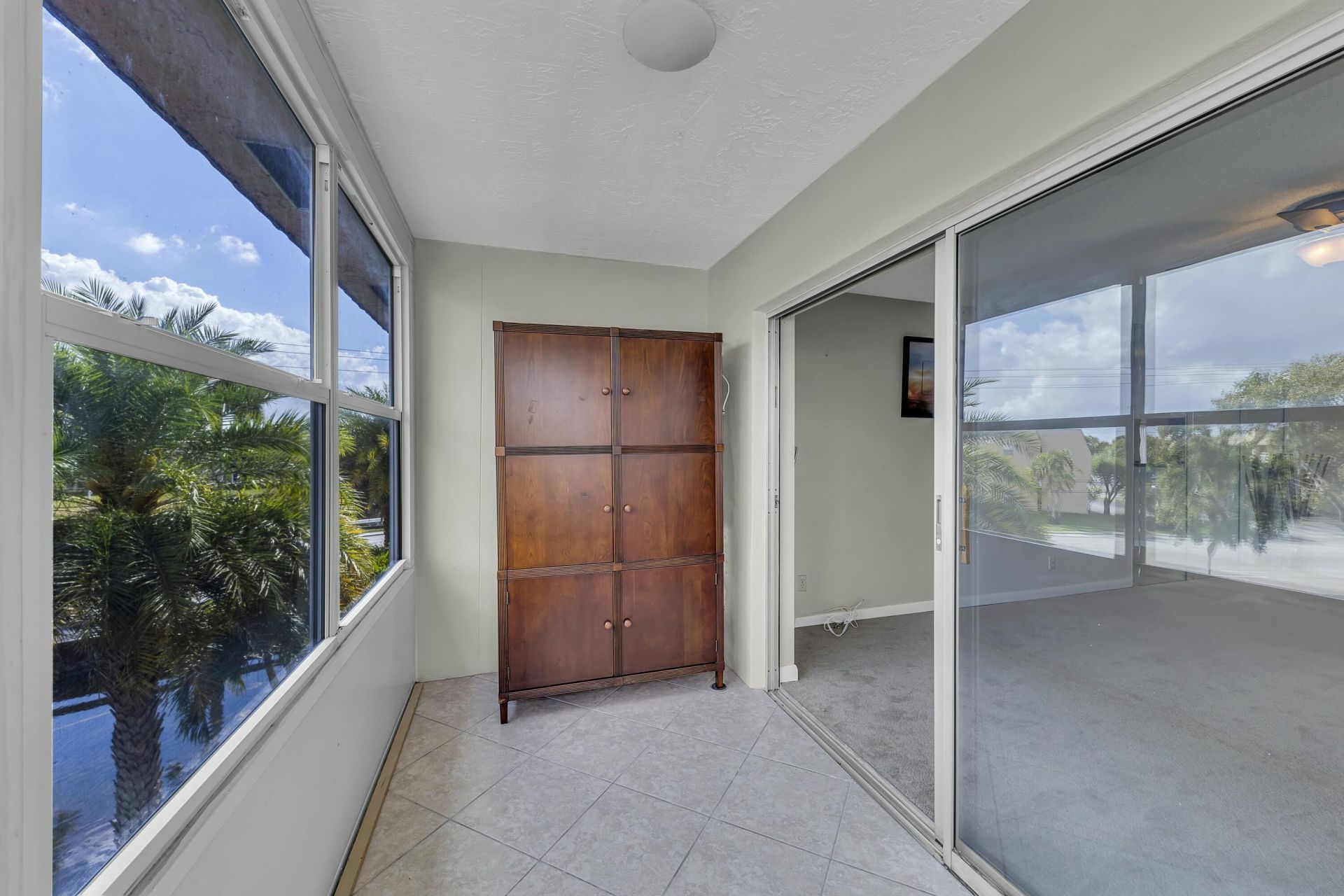 9401 Sunrise Lakes Boulevard, Unit 311, Sunrise, FL 33322 Photo