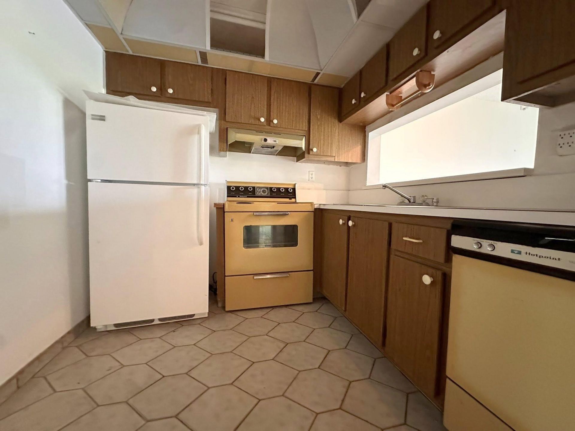 9090 Lime Bay Boulevard, Unit 106, Tamarac, FL 33321 Photo