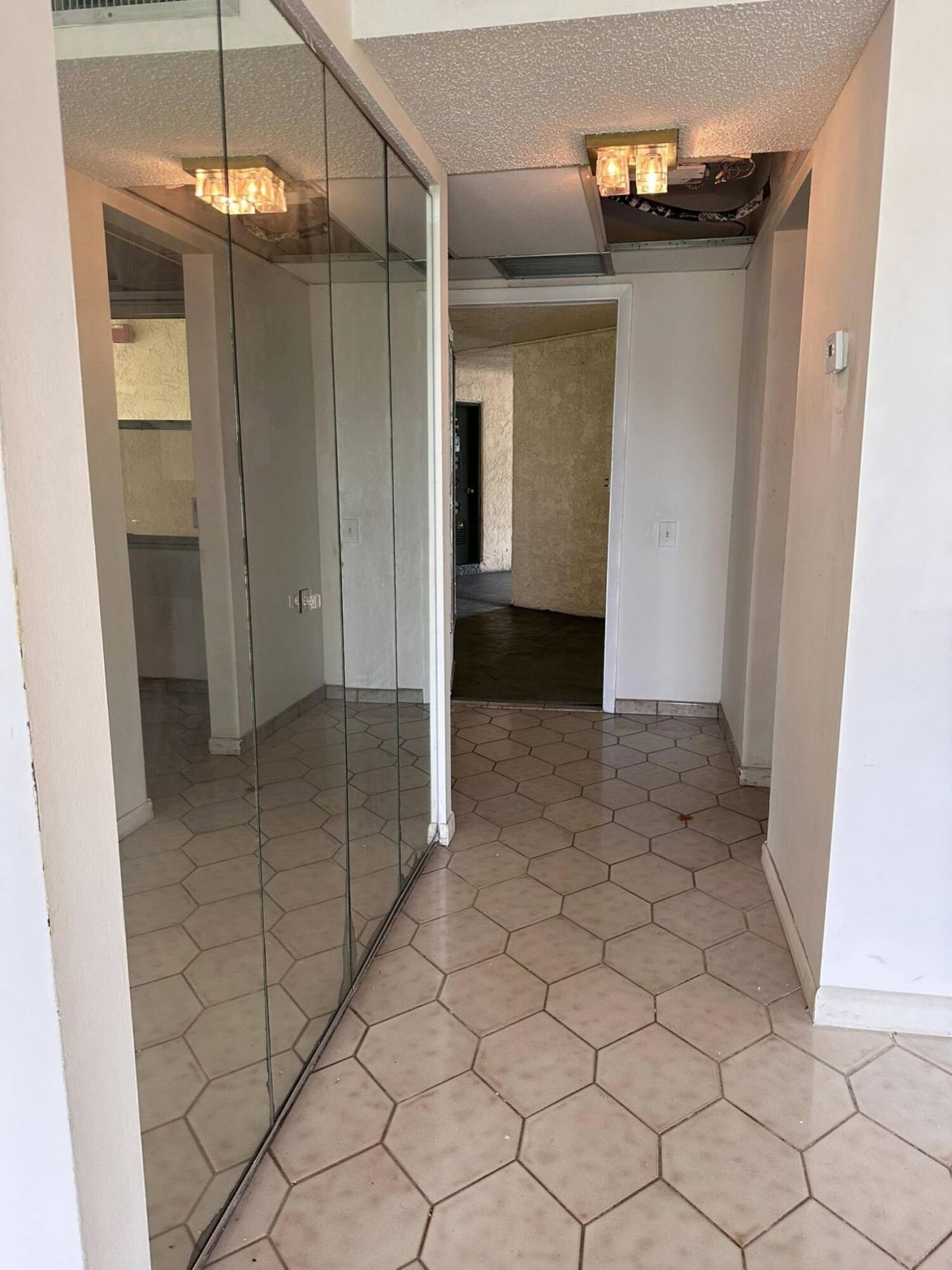 9090 Lime Bay Boulevard, Unit 106, Tamarac, FL 33321 Photo