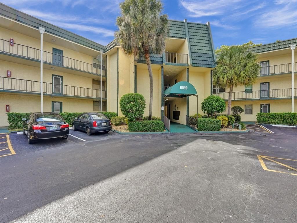 9090 Lime Bay Boulevard, Unit 106, Tamarac, FL 33321 Photo