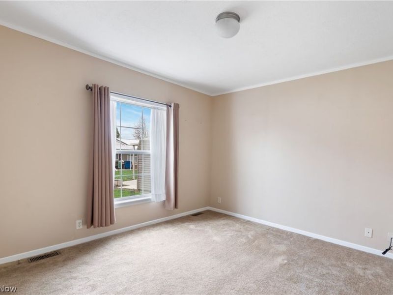 177 D Street SW, Navarre, OH 44662 Photo 18