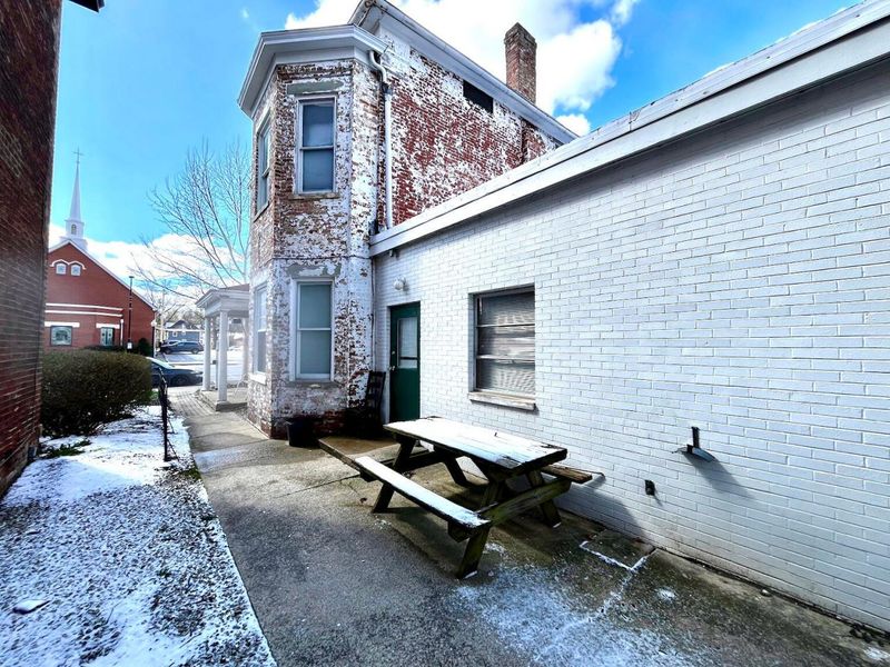 83-85 W Main Street , Chillicothe, OH 45601 Photo 5