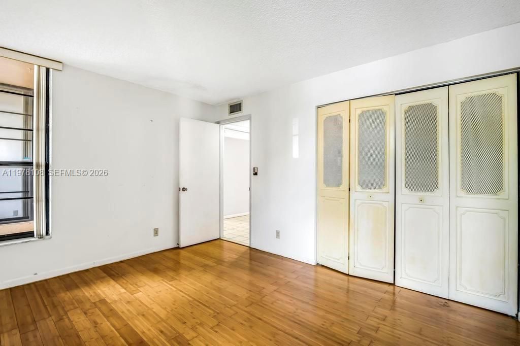 5802 Coral Lake Dr , Unit 102, Margate, FL 33063 Photo