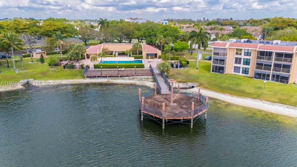 5802 Coral Lake Dr , Unit 102, Margate, FL 33063 Photo