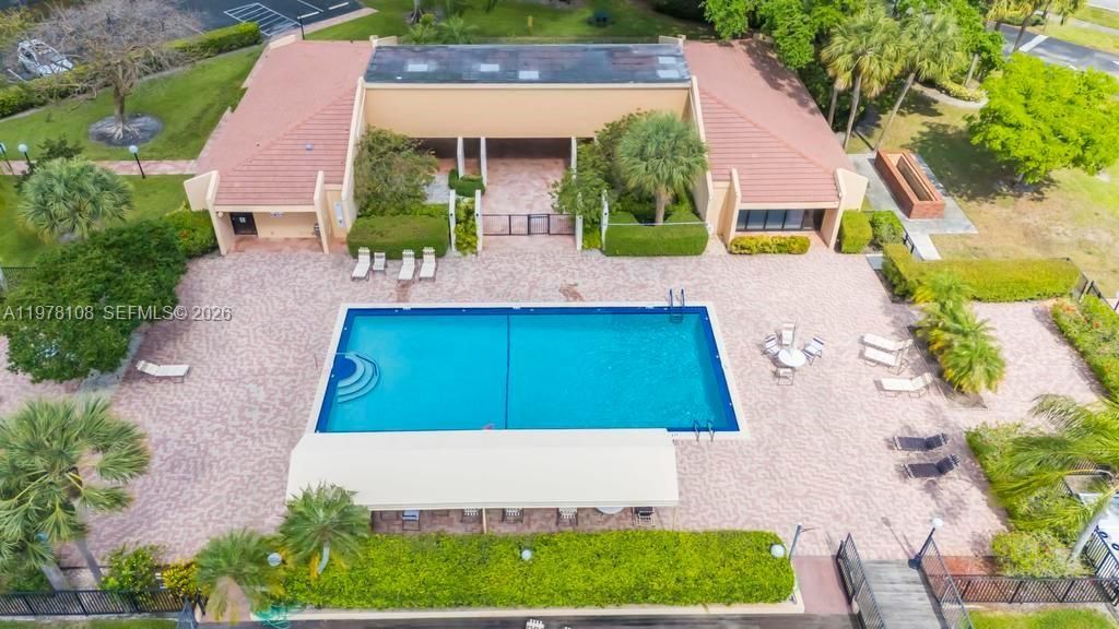 5802 Coral Lake Dr , Unit 102, Margate, FL 33063 Photo