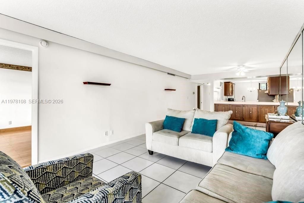 5802 Coral Lake Dr , Unit 102, Margate, FL 33063 Photo