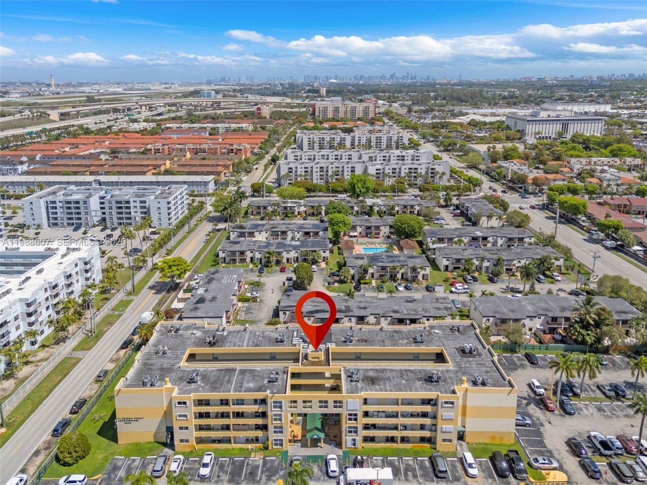8320 NW 8th St, Unit 2-414, Miami, FL 33126 Photo