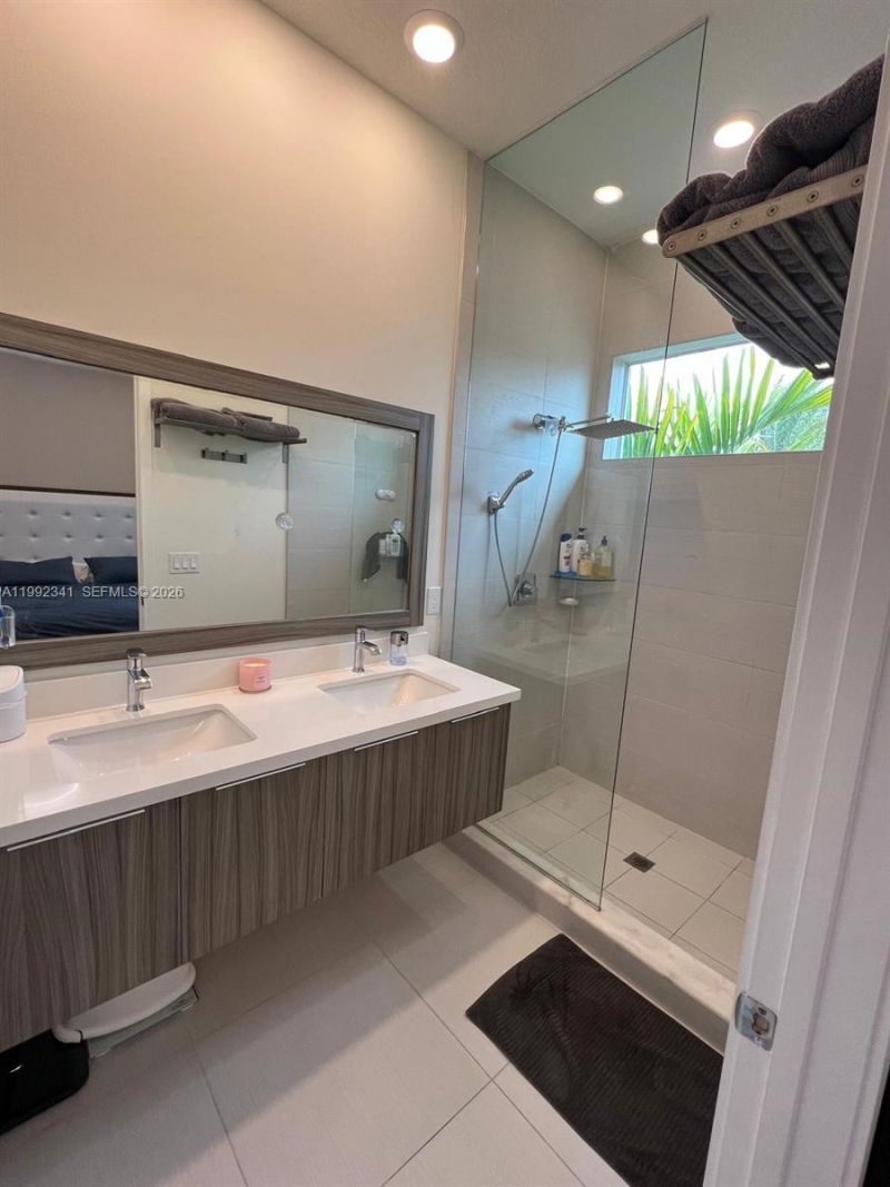 10355 NW 66th St, Unit 10355, Doral, FL 33178 Photo