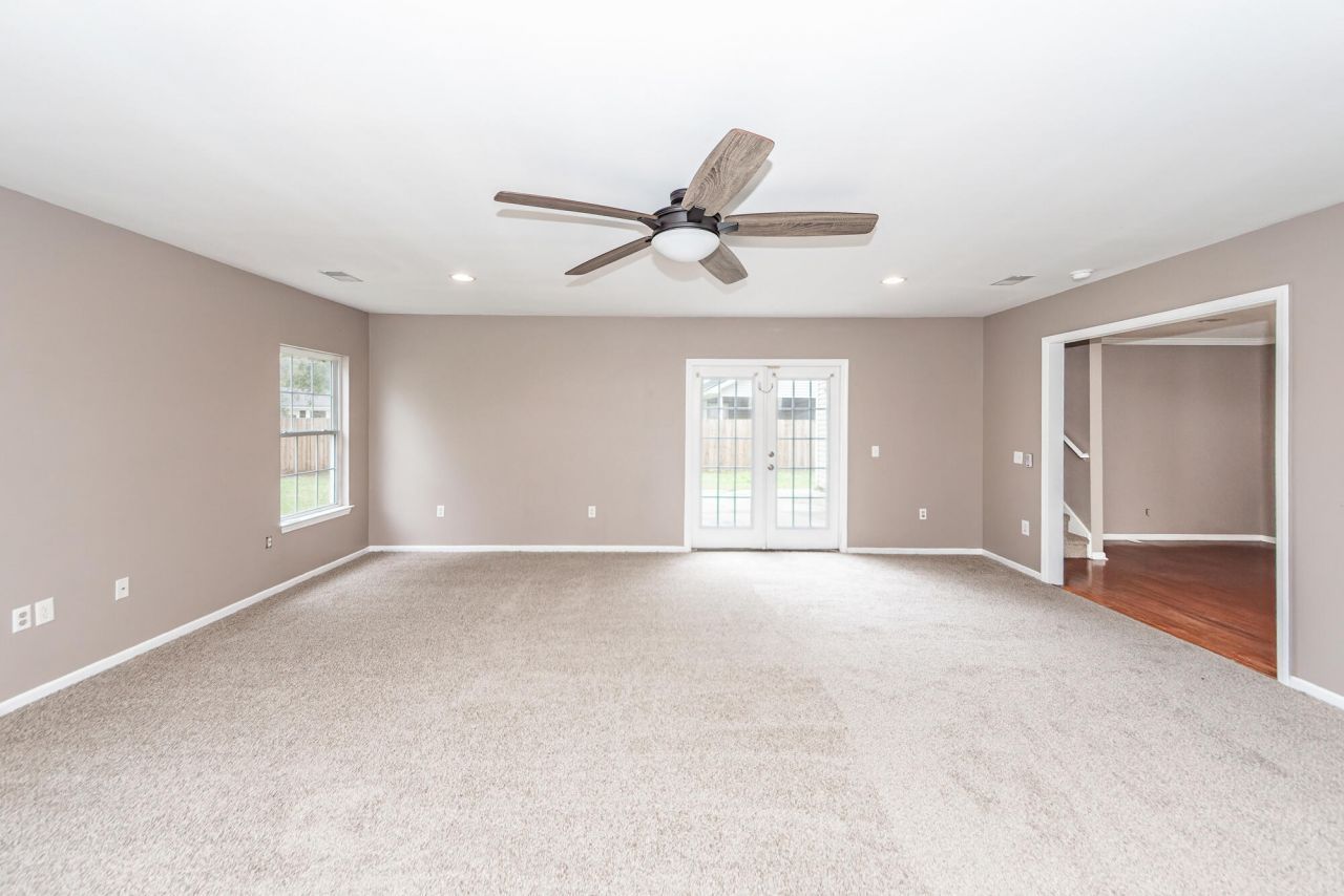 1324 Winterberry Avenue Photo 13