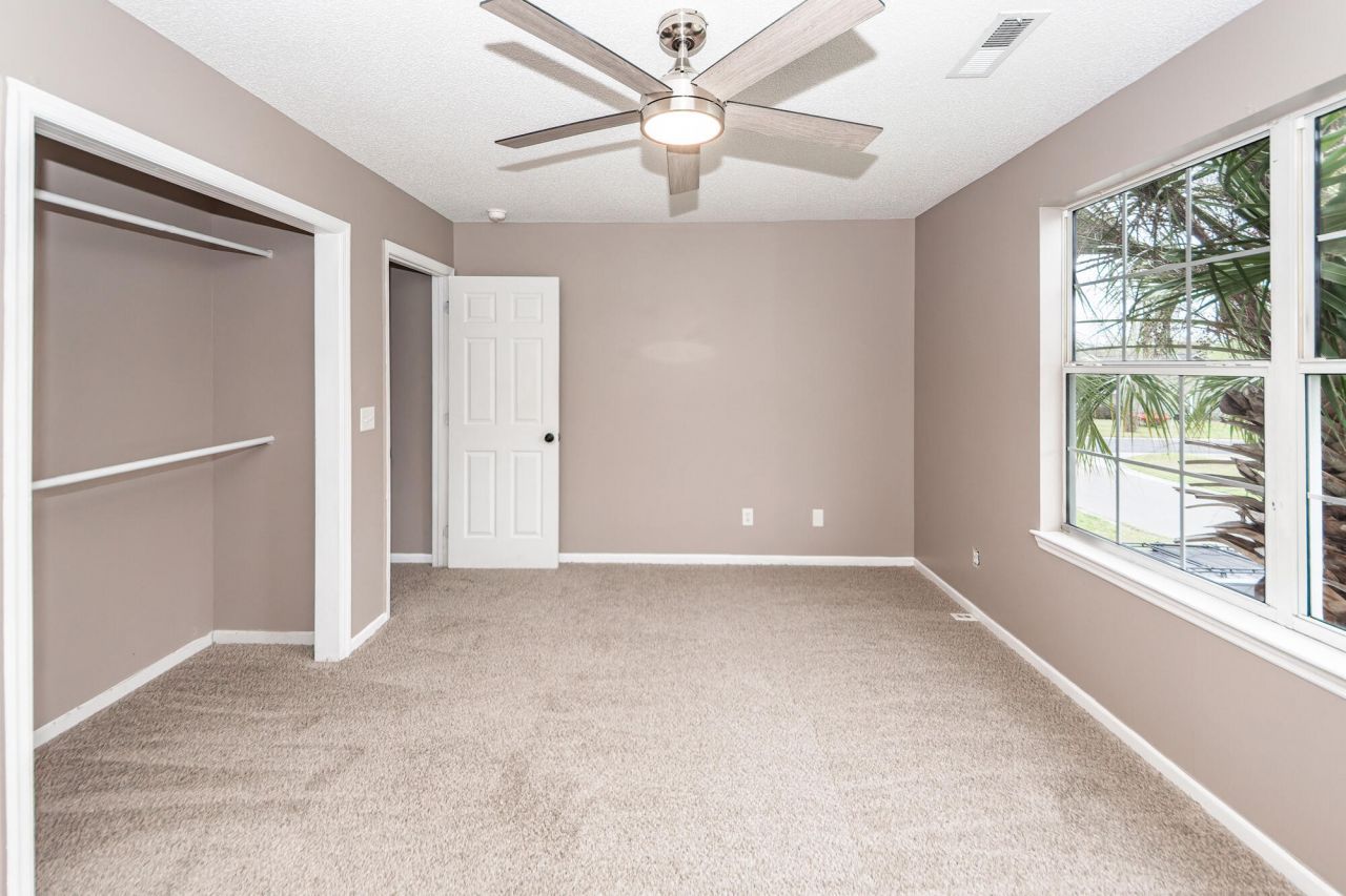 1324 Winterberry Avenue Photo 24