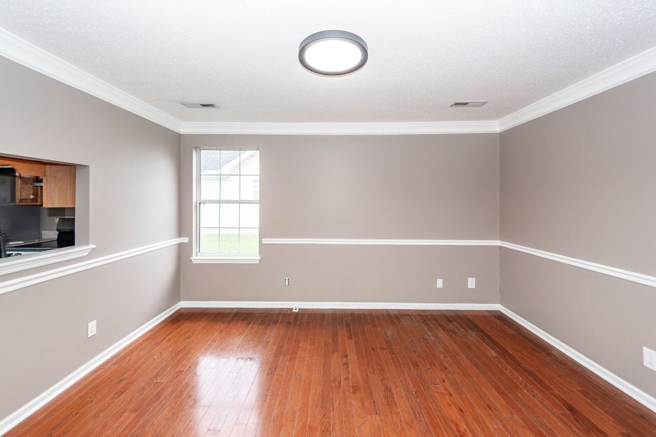 1324 Winterberry Avenue Photo 4