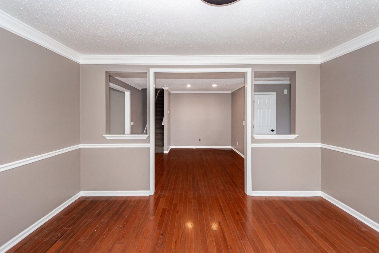 1324 Winterberry Avenue Photo 6