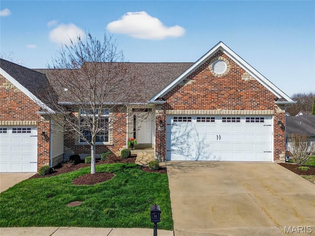 304 Gullane Drive, Saint Charles, MO 63301 Main Photo