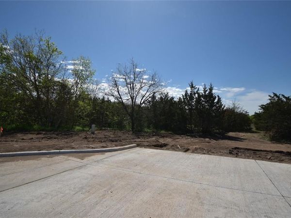 640 W Kilpatrick Street , Cleburne, TX 76033