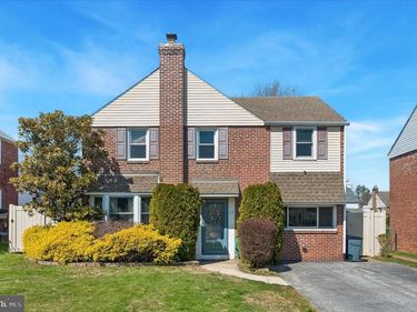 206 OXFORD HILL LANE, HAVERTOWN, PA 19083