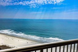 8500 Margate Circle photo 4