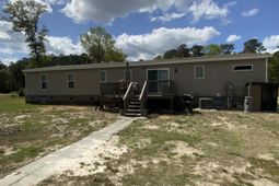 470 Stokes Road photo 4