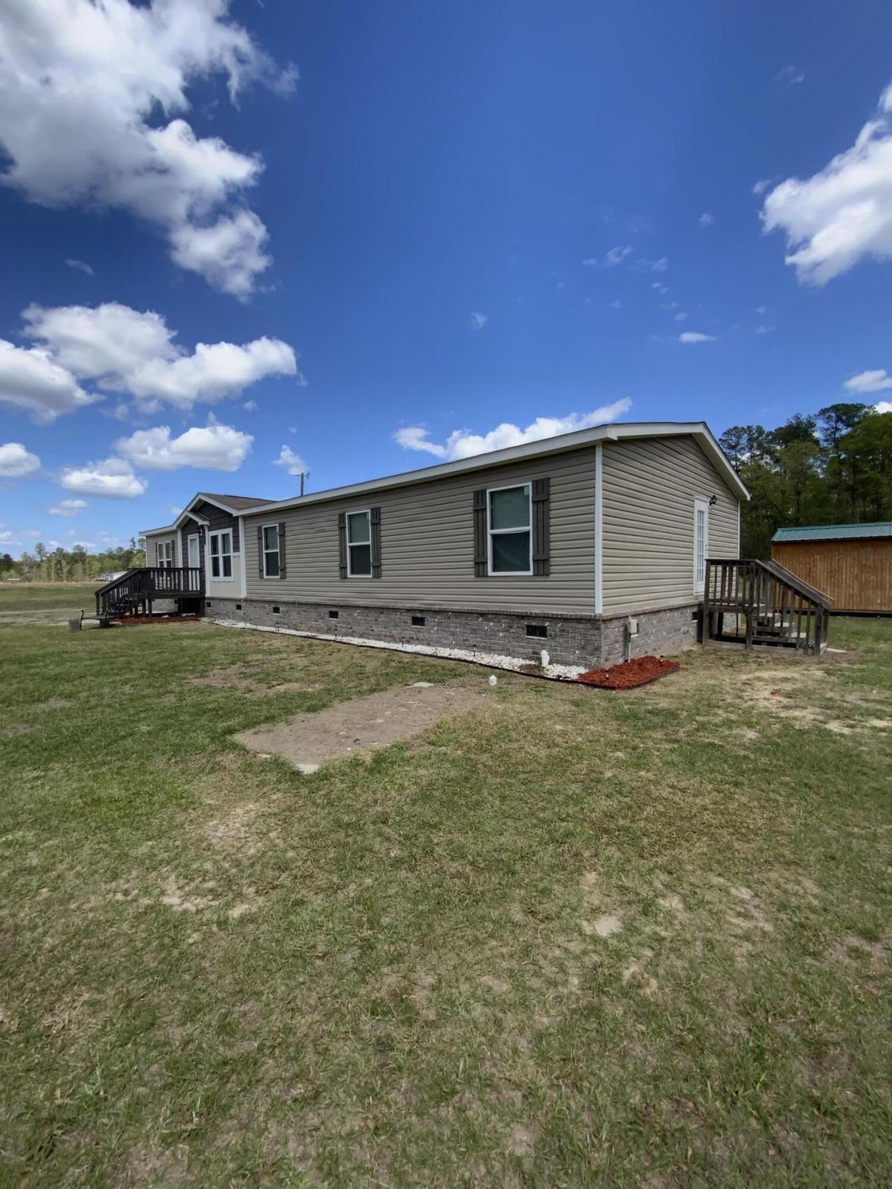 470 Stokes Road Photo 5