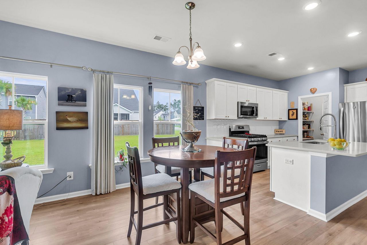 160 Greenbelt Court Photo 11